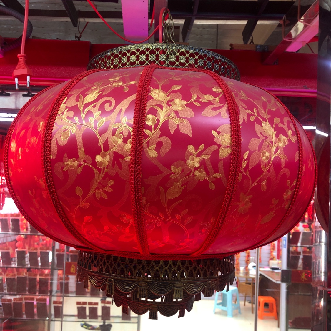 Golden embossed sheepskin lamp 2021 New model factory direct sales Wedding supplies, Festive wedding and festival supplies for moving into a new home