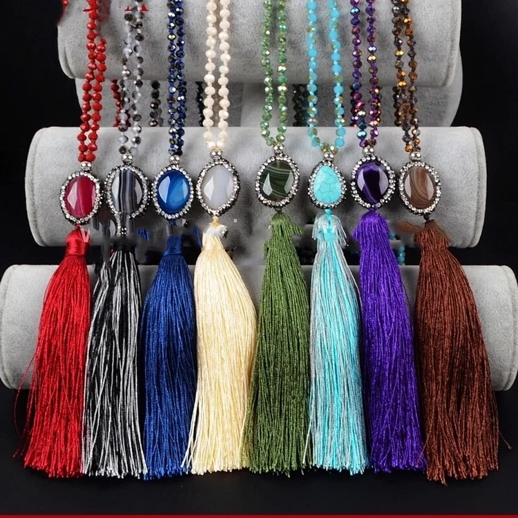 Totem Jewelry Crystal Agate Fringe Necklace 063 Application Scenario