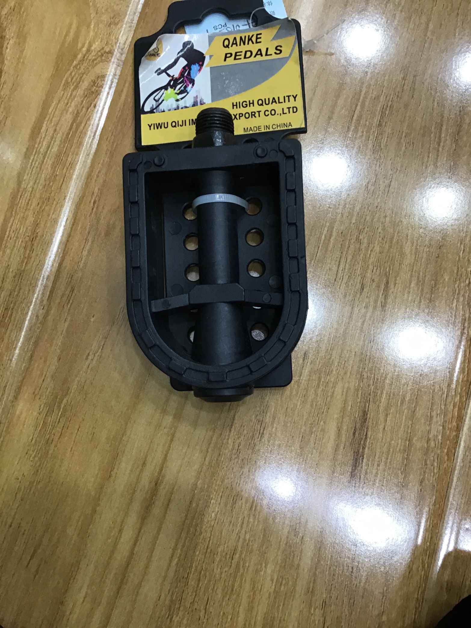 Qj-3889 full figure