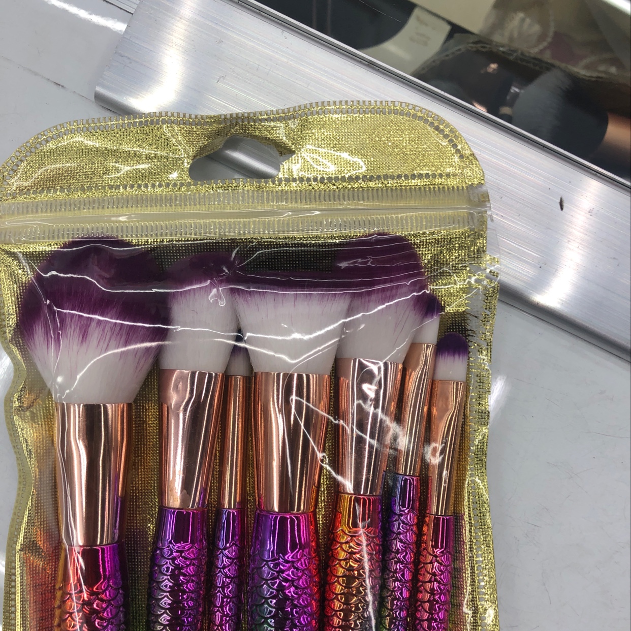 Makeup brush sleeve brush Application Scenario