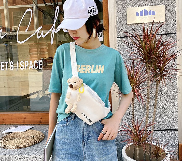 Mini bolsa pequeña bolsa de peluche mujer dibujos animados lindo oso de peluche 2020 nuevo estudiante diagonal span de un hombro oso cintura bolsa de alta calidad en stock detail image 3