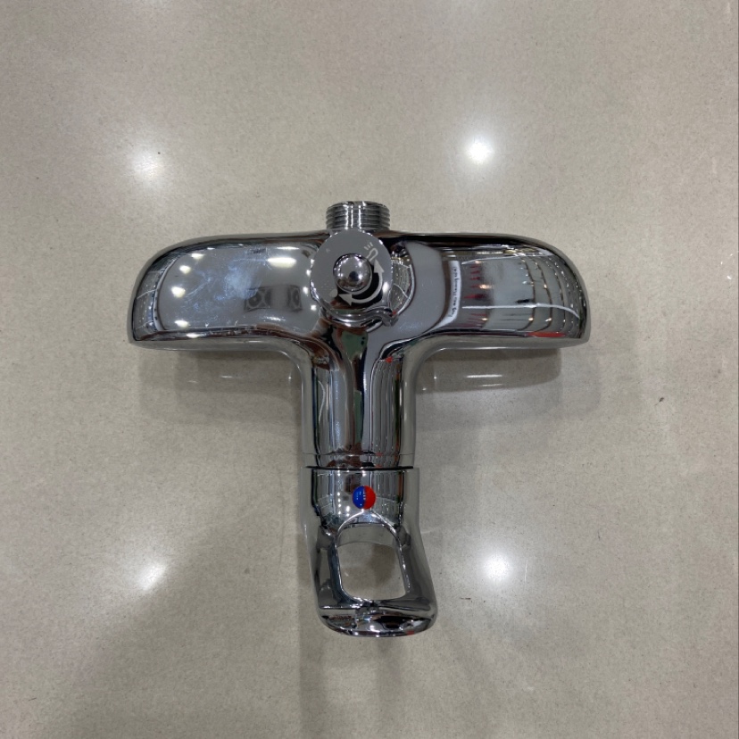 Zinc alloy bathroom triplet 1 full figure