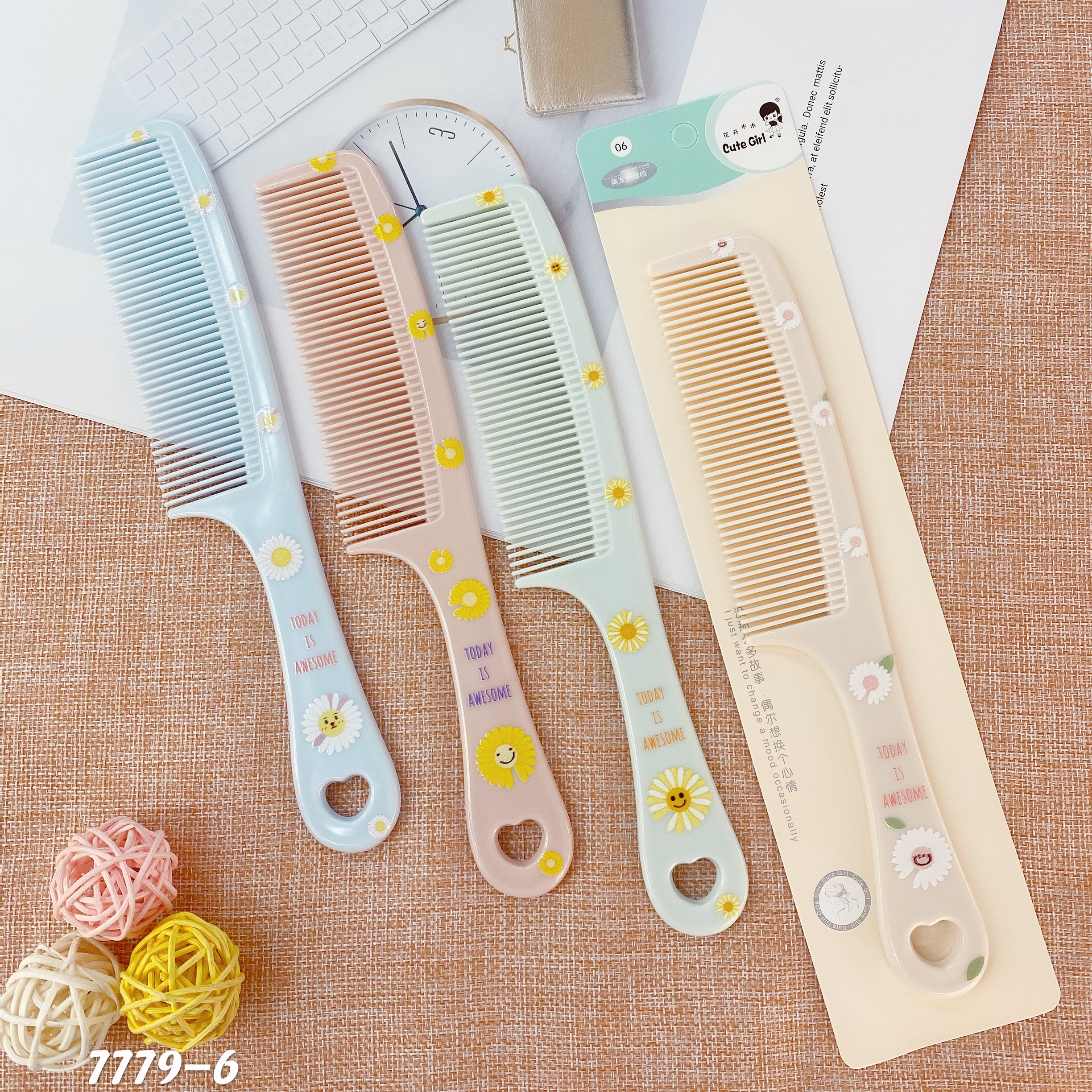 Best-selling promotional pattern: Daisy flower pattern printed pattern comb Specification image