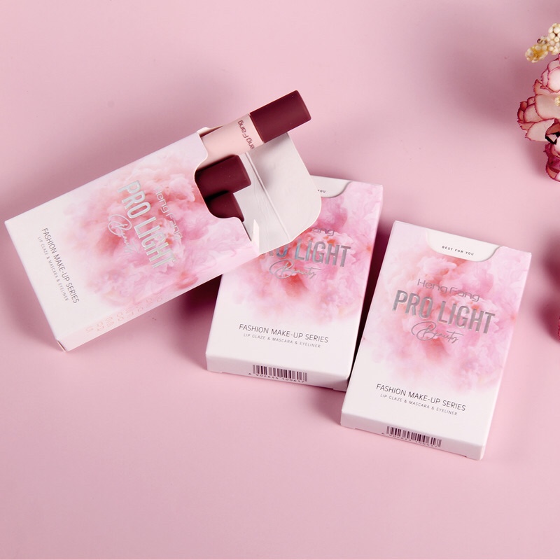 Hengfang's Personal Selection Makeup Set H7052 [Extra Edition] Waterproof Eyeliner + Curling Mascara + Soft Mist Lip Gloss [Lips] One box to Switch freely ♪(' ε '· ̣̥̇) Versatile makeup, light makeup, full of vitality, my love for you ♡→ even if you cover your mouth, it will sneak out of your eyes ღ(๑╯◡╰๑ღ) undefined