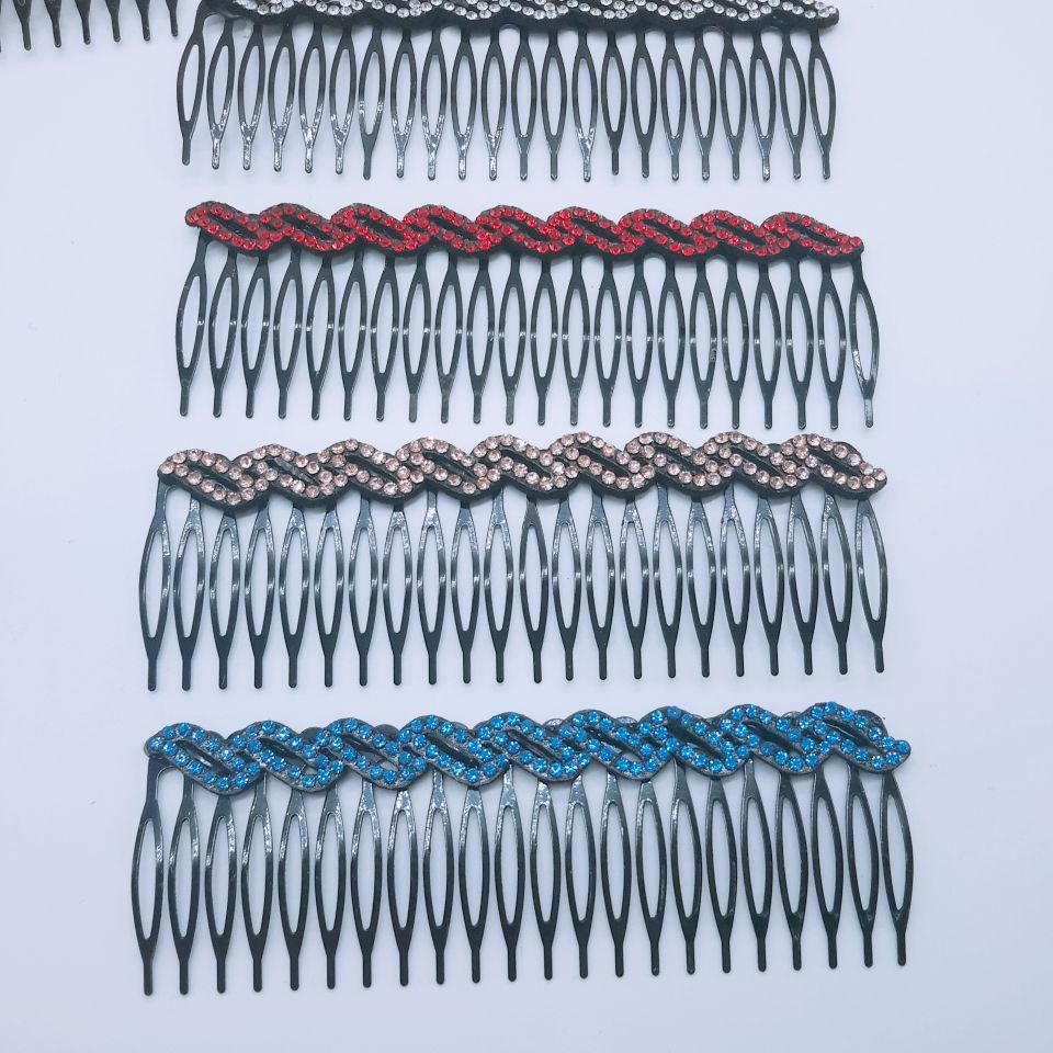 One set of hair replacement, Aorou water diamond hair comb, hair accessory, Korean iron bangs comb, sweet updo, large hair clip Application Scenario