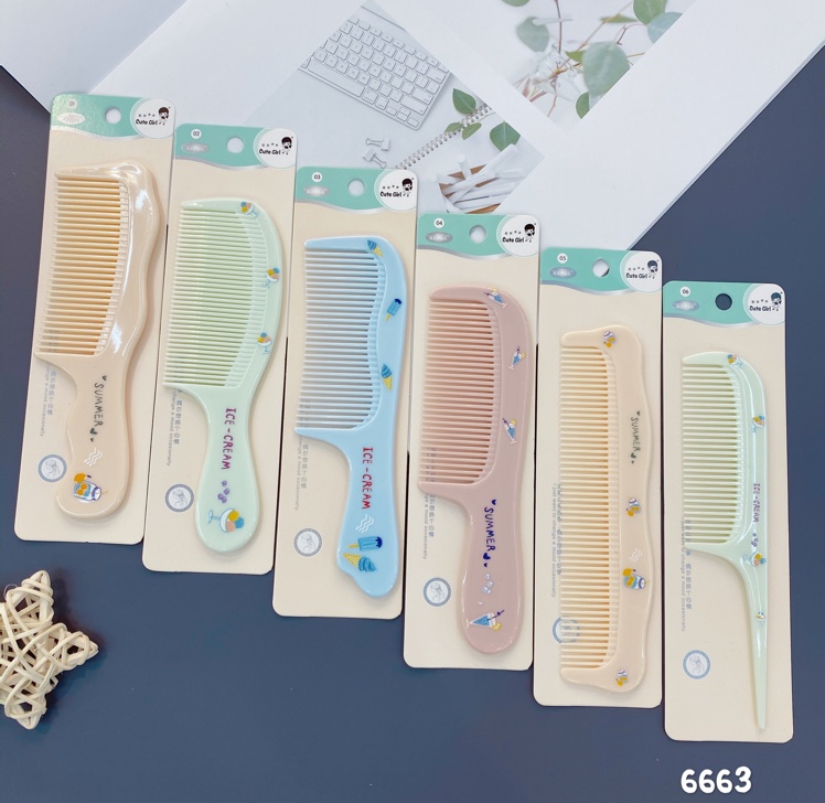 Ice cream 🍦 little comb children 's comb