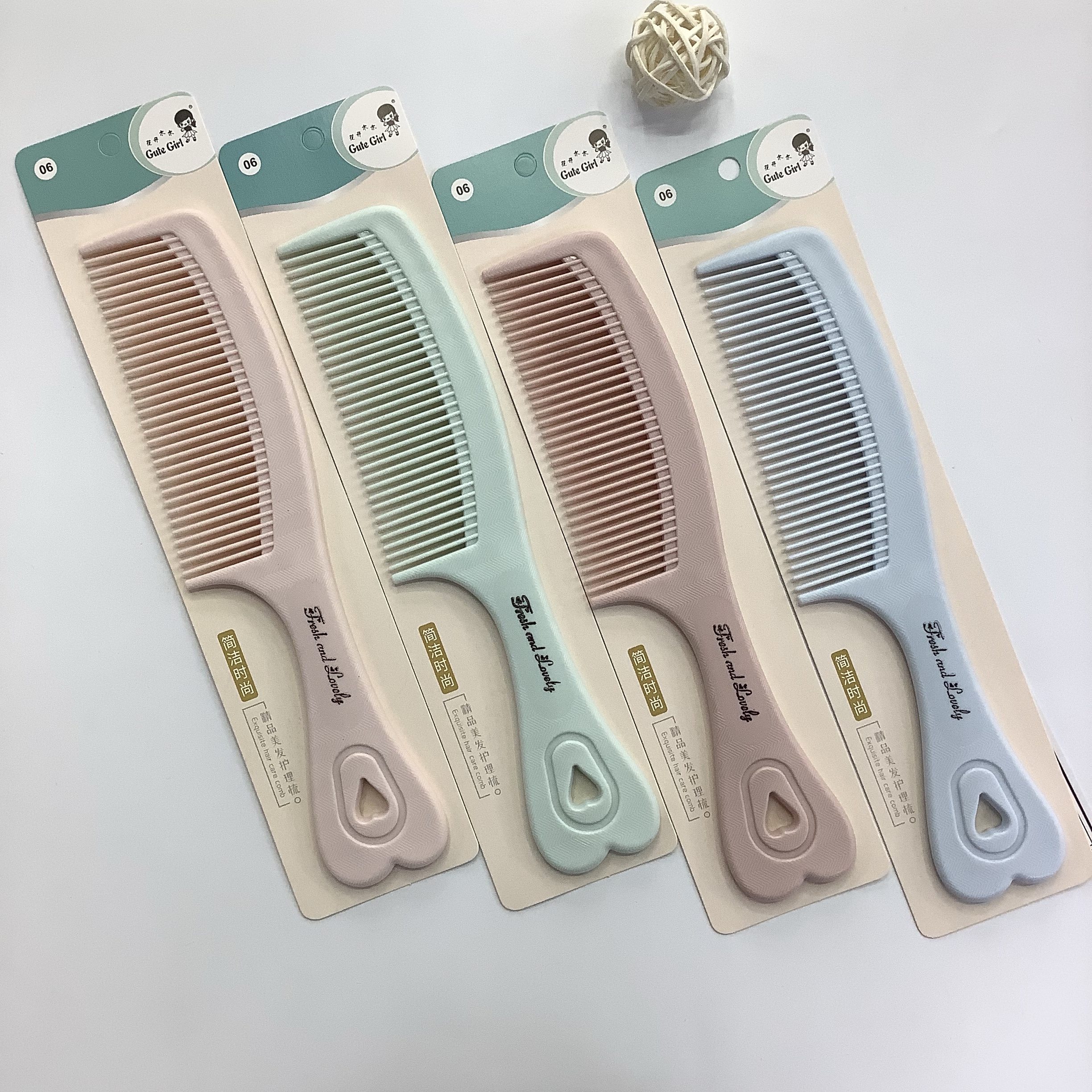 Nordic-style hair straightening comb Item Picture