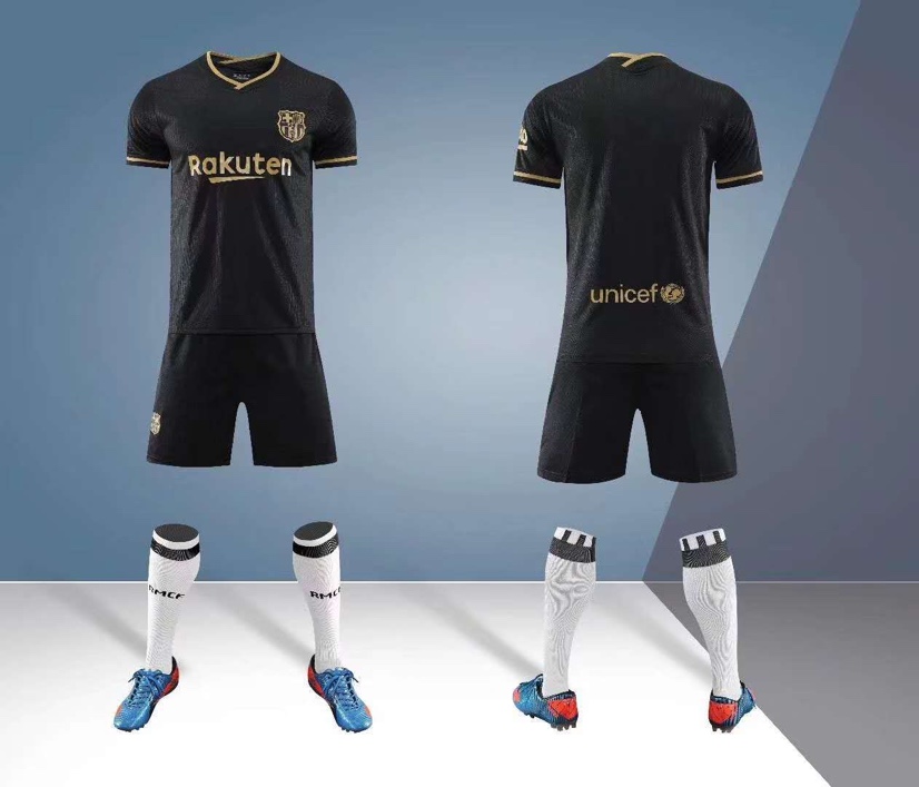 Sports suit 20 thumbnail