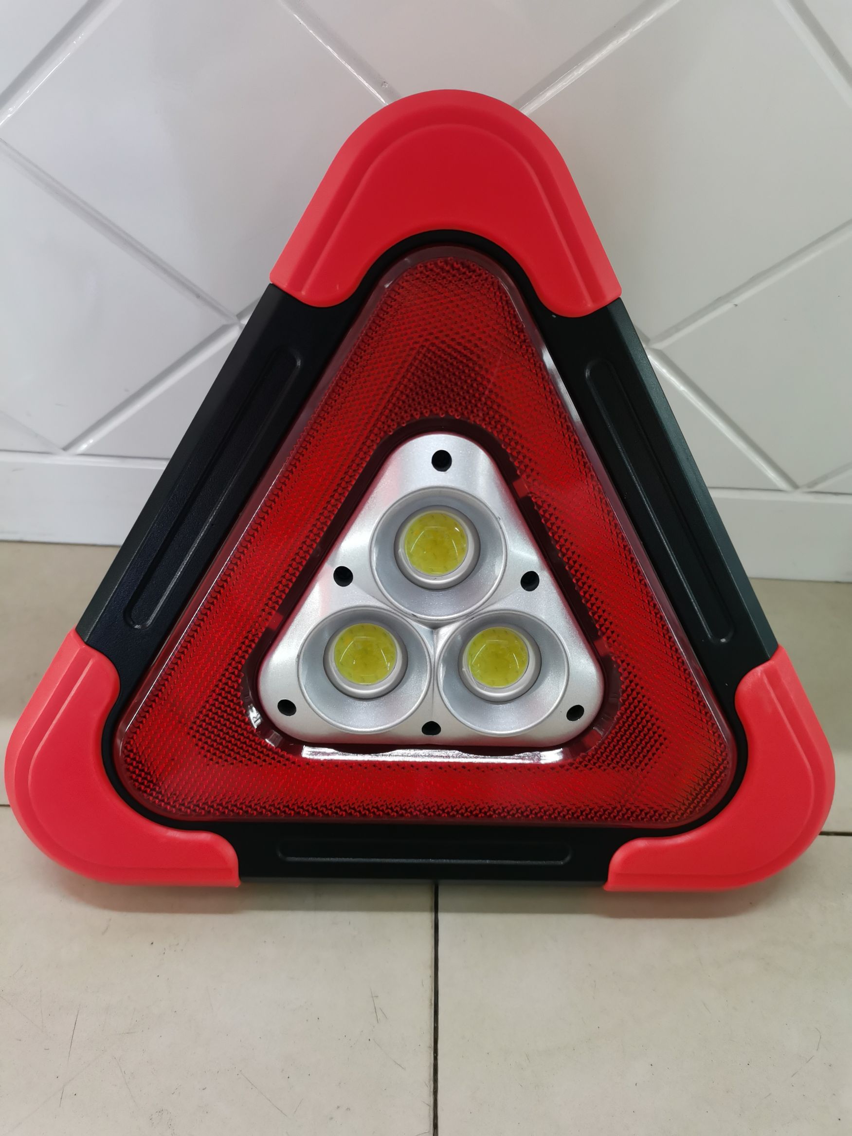 新款热销工作灯，三角灯，警示灯，泊车灯，路障灯，太阳能野营灯详情图1