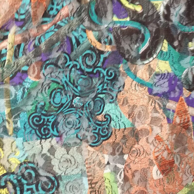 Totem heat transfer printed lace fabric, mesh fabric, elastic dress, children's wear, stage dress, gauze curtain clothing Item Picture