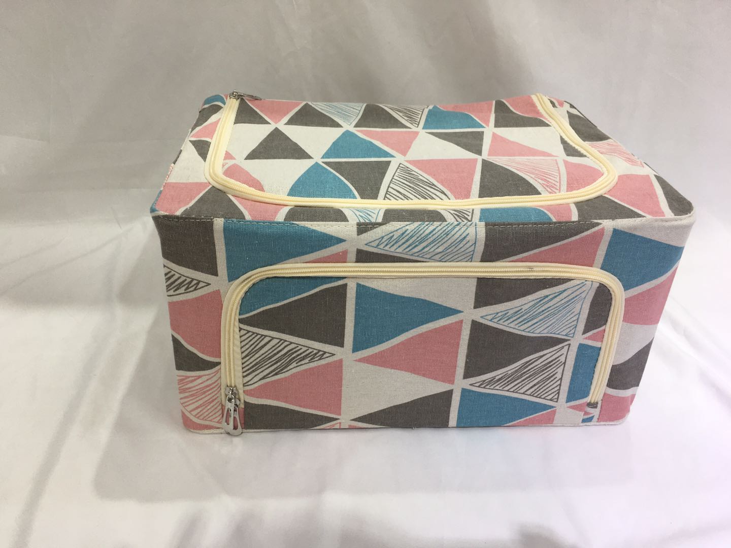 收纳筐/收纳篮/收纳箱白底实物图