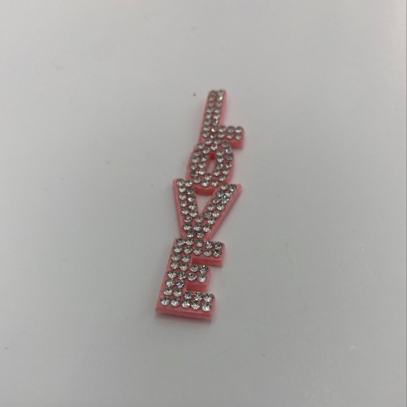 Vertical bar LOVE ultrasonic accessory jewelry, headwear color, small ding cloth flower, handcrafted decorative flower, vertical bar LOVE ultrasonic accessory jewelry, headwear color, small ding cloth flower, handcrafted decorative flower, vertical bar LOVE ultrasonic matching details Picture