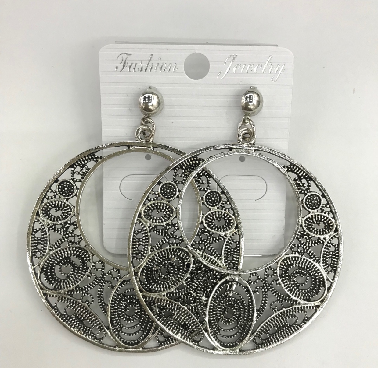 圆形夸张欧美风复古时尚出口热销耳钉图