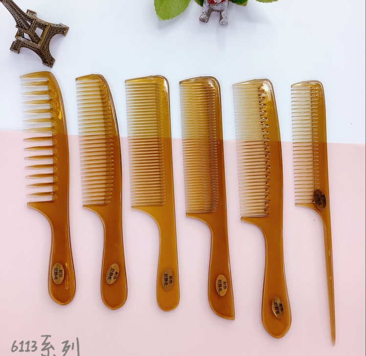 Amber and copal colored combs are placed on horn-shaped combs