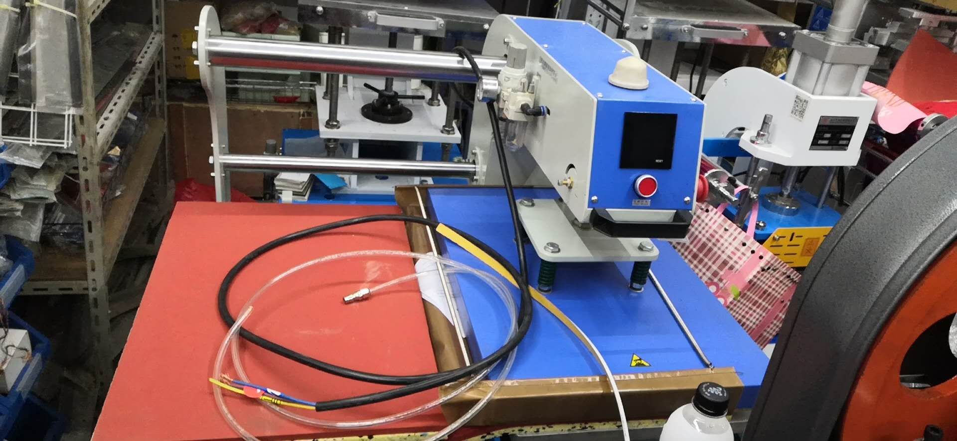Pengfa Machinery Pneumatic upward sliding heat transfer printing machine detail image 1