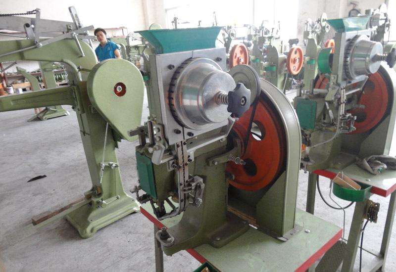 Pengfa Machinery Desktop riveting machine detail image 1