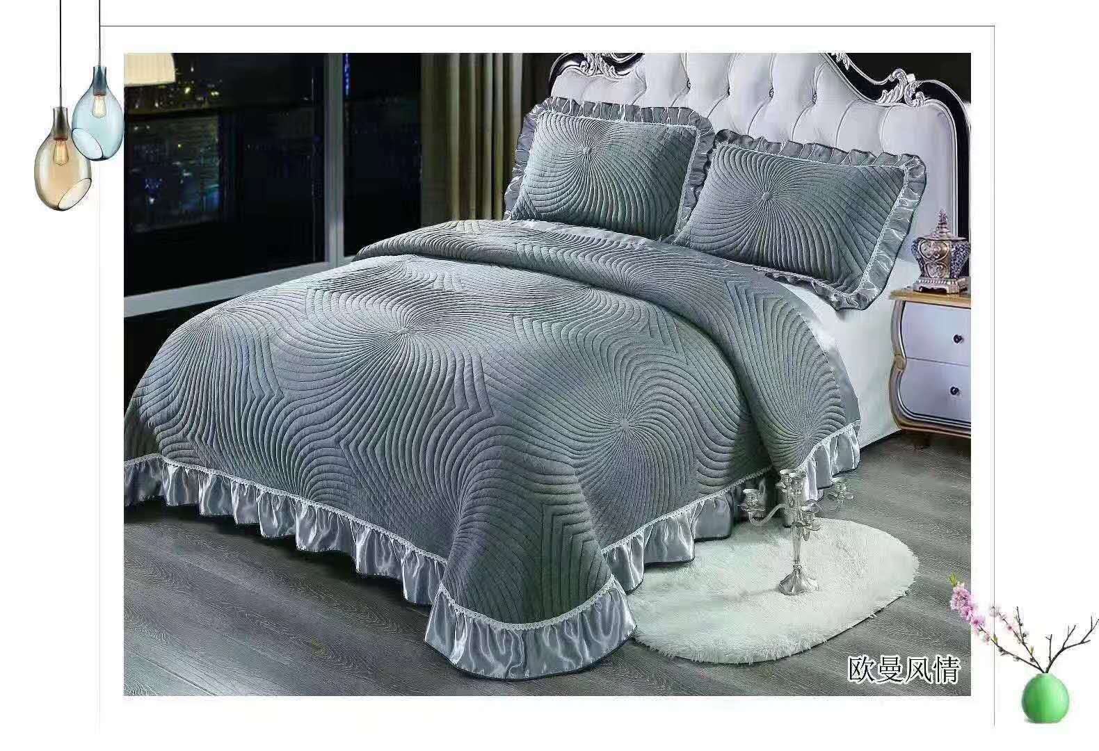 Three-Piece Bed Cover Set -6610 undefined