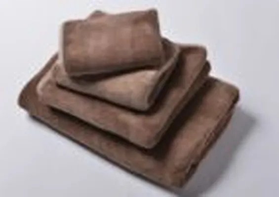In side towel thumbnail