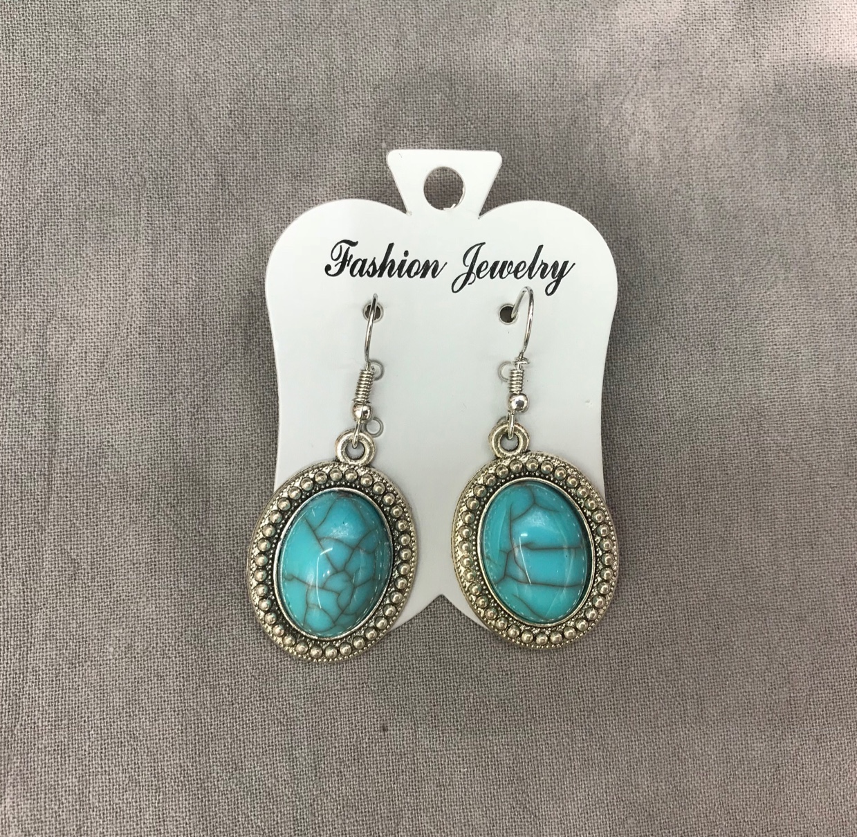 Size 17 vintage earrings thumbnail