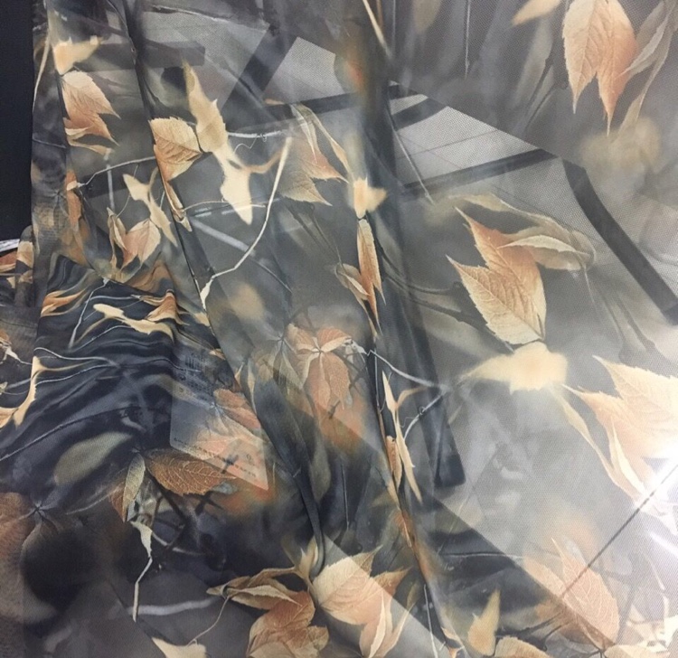 Wholesale of women's tops, swimsuits, children's wear and stage costumes made of net fabric printed four-sided elastic fabric