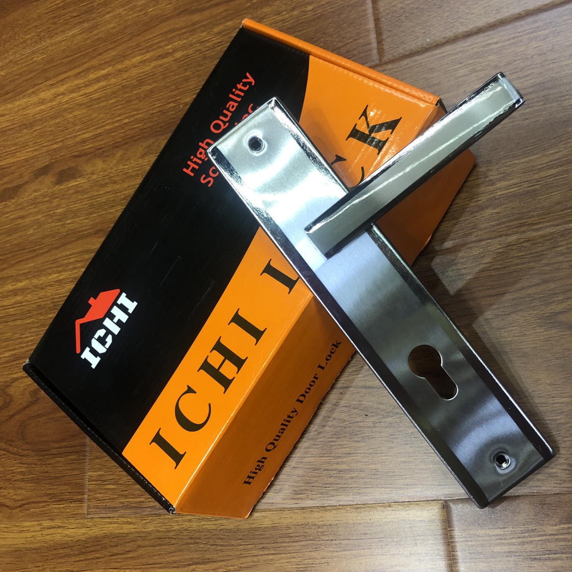 High-end door lock