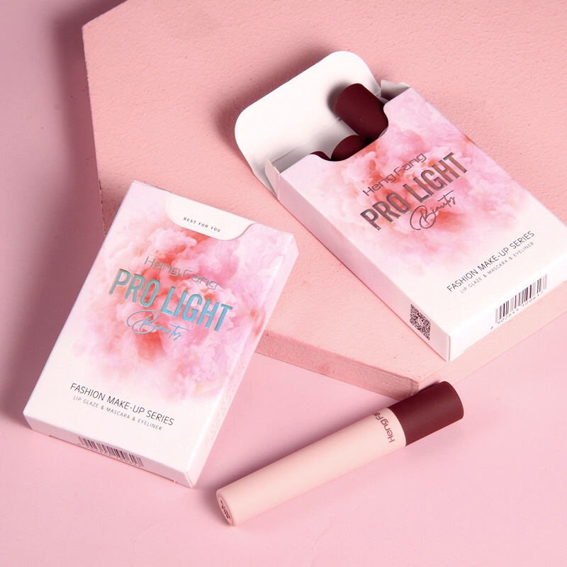 Hengfang's Personal Selection Makeup Set H7052 [Extra Edition] Waterproof Eyeliner + Curling Mascara + Soft Mist Lip Gloss [Lips] One box to Switch freely ♪(' ε '· ̣̥̇) Versatile makeup, light makeup, full of vitality, my love for you ♡→ even if you cover your mouth, it will sneak out of your eyes ღ(๑╯◡╰๑ღ) undefined