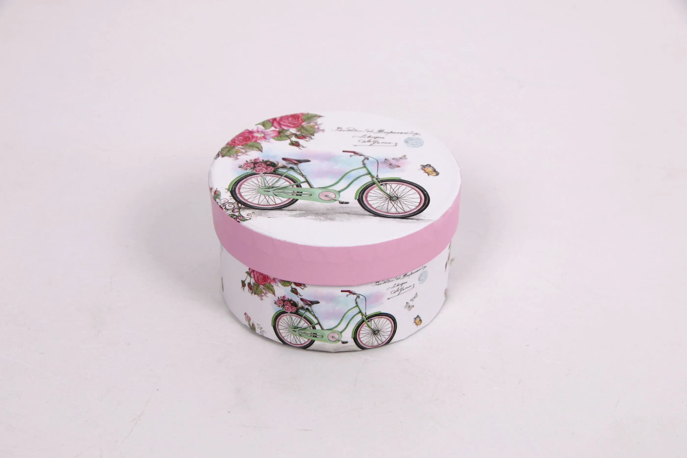 A single round gift box, jewelry box, present box and wedding candy box detail image 7