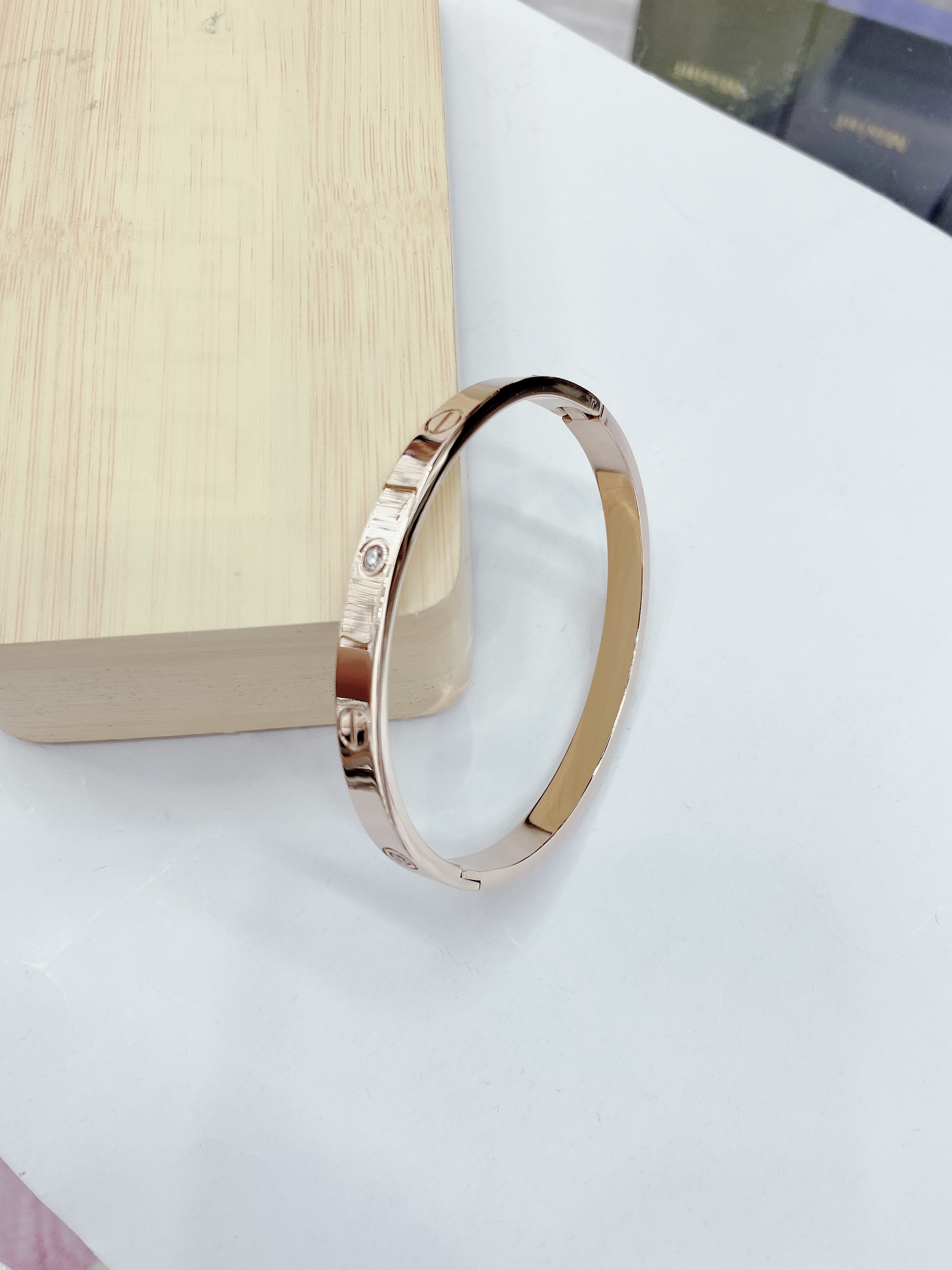 Titanium Steel Bracelet Item Picture