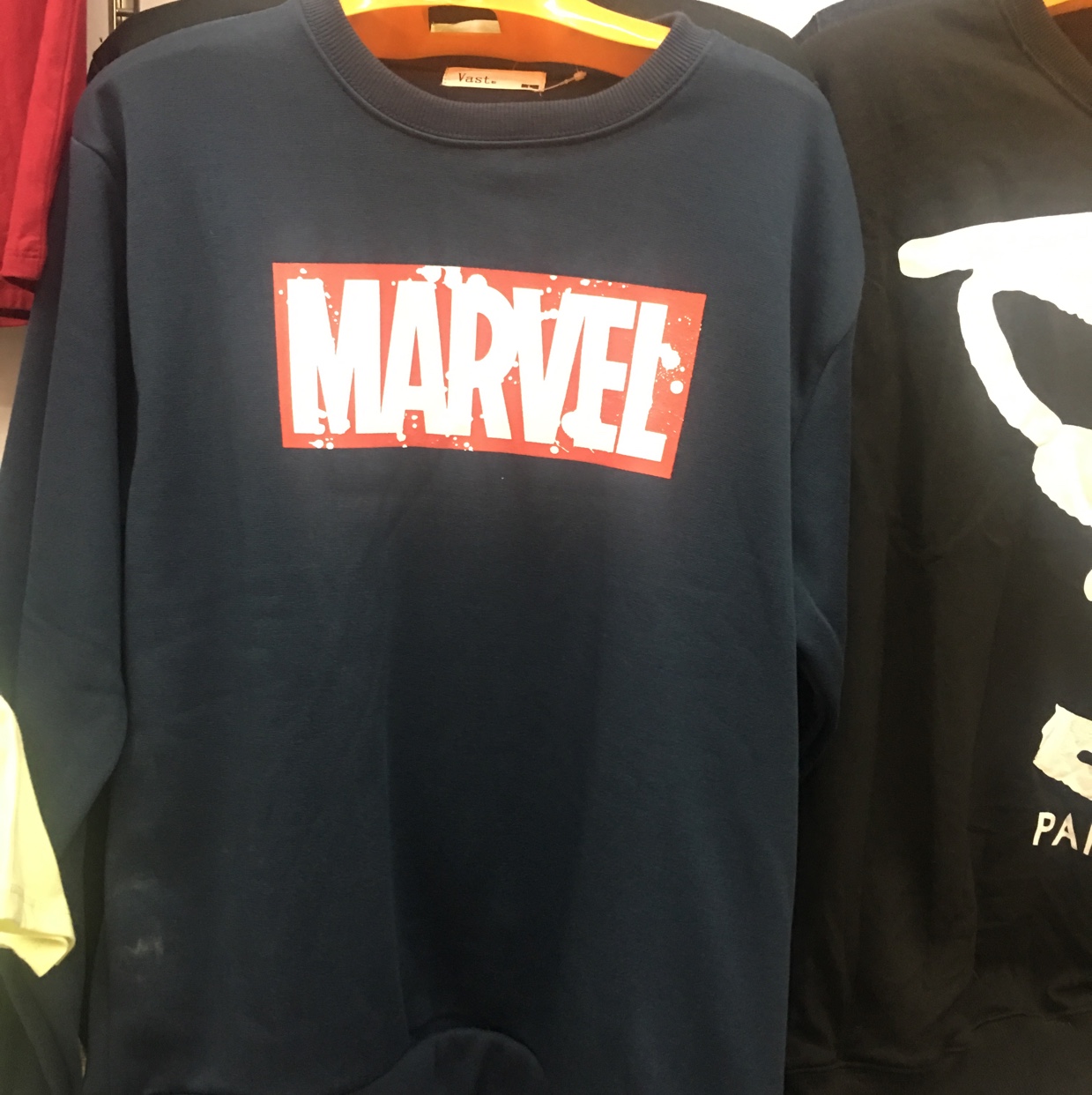 Men's round neck hoodies in stock thumbnail
