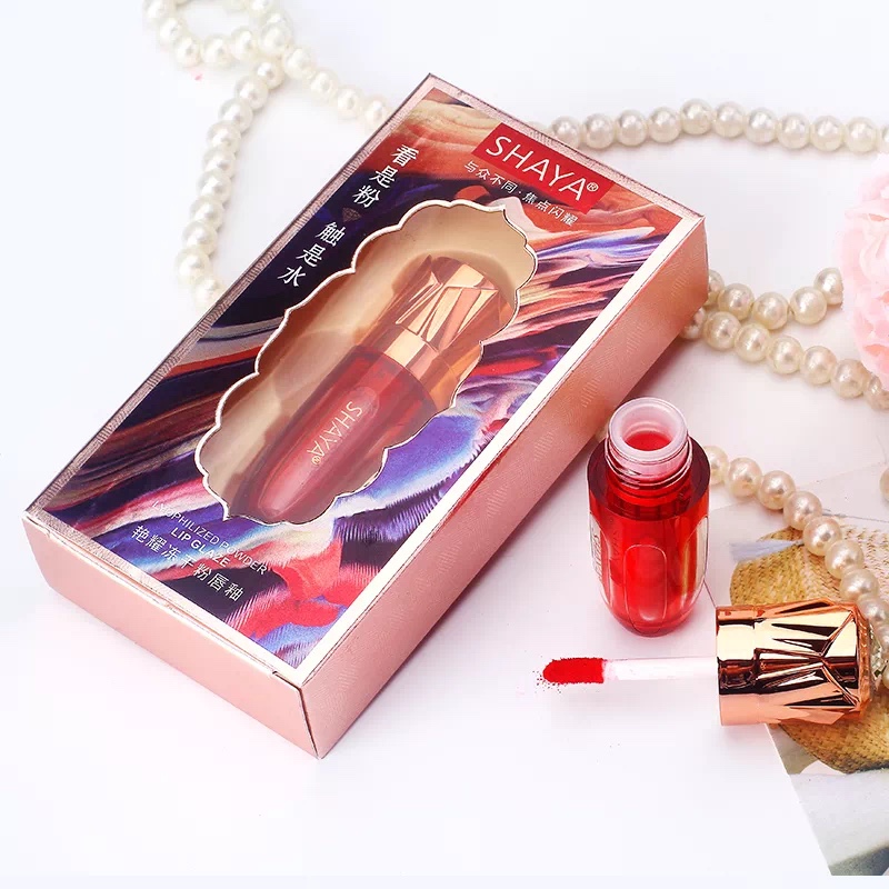 The popular "Yan Yao" freeze-dried powder lip gloss is matte, smooth, full, long-lasting, and does not fade or stick to cups. It's a lipstick for young girls undefined