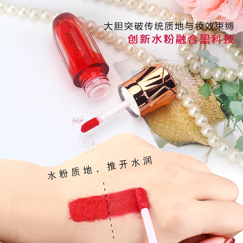 The popular "Yan Yao" freeze-dried powder lip gloss is matte, smooth, full, long-lasting, and does not fade or stick to cups. It's a lipstick for young girls Item Picture