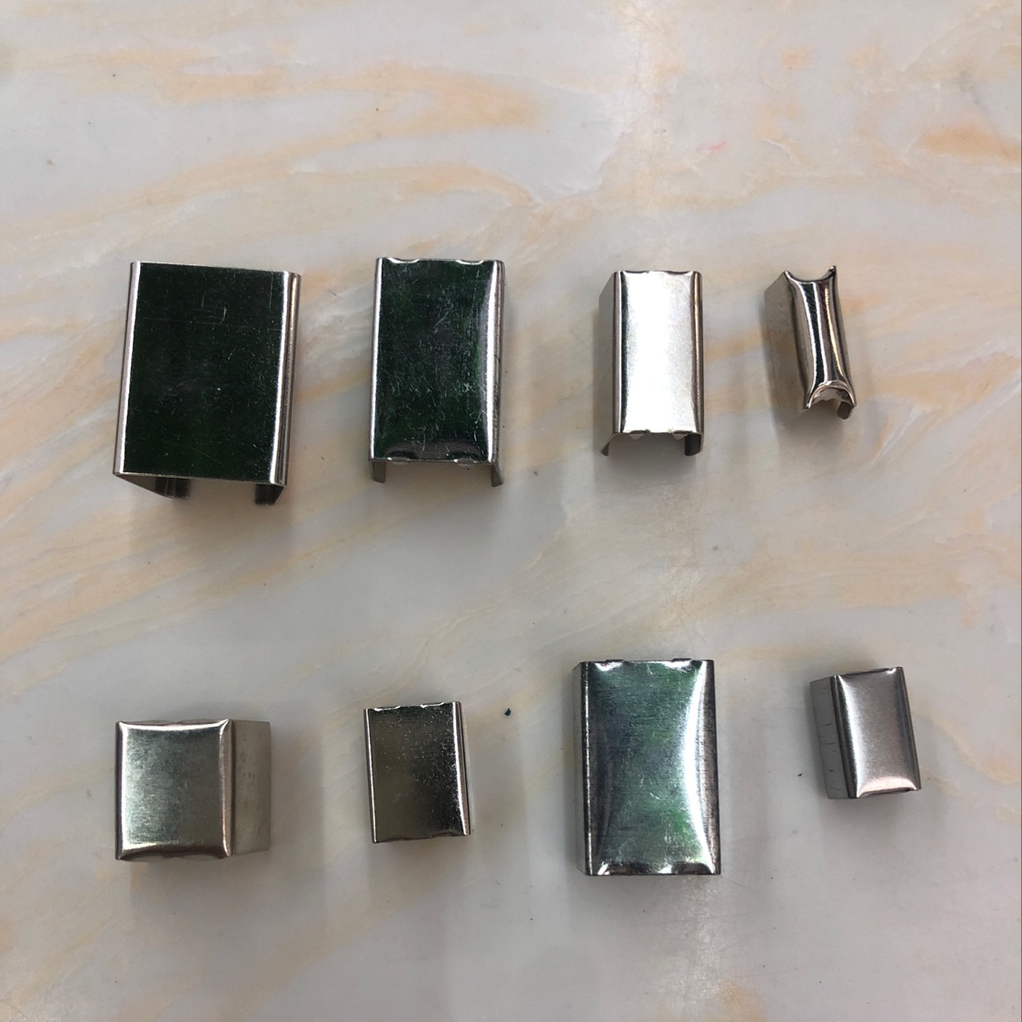 证件带夹头，铁皮扣，不锈铁夹扣，平底、U型款式都有，厂家直销，量大优惠欢迎询价👏🏻