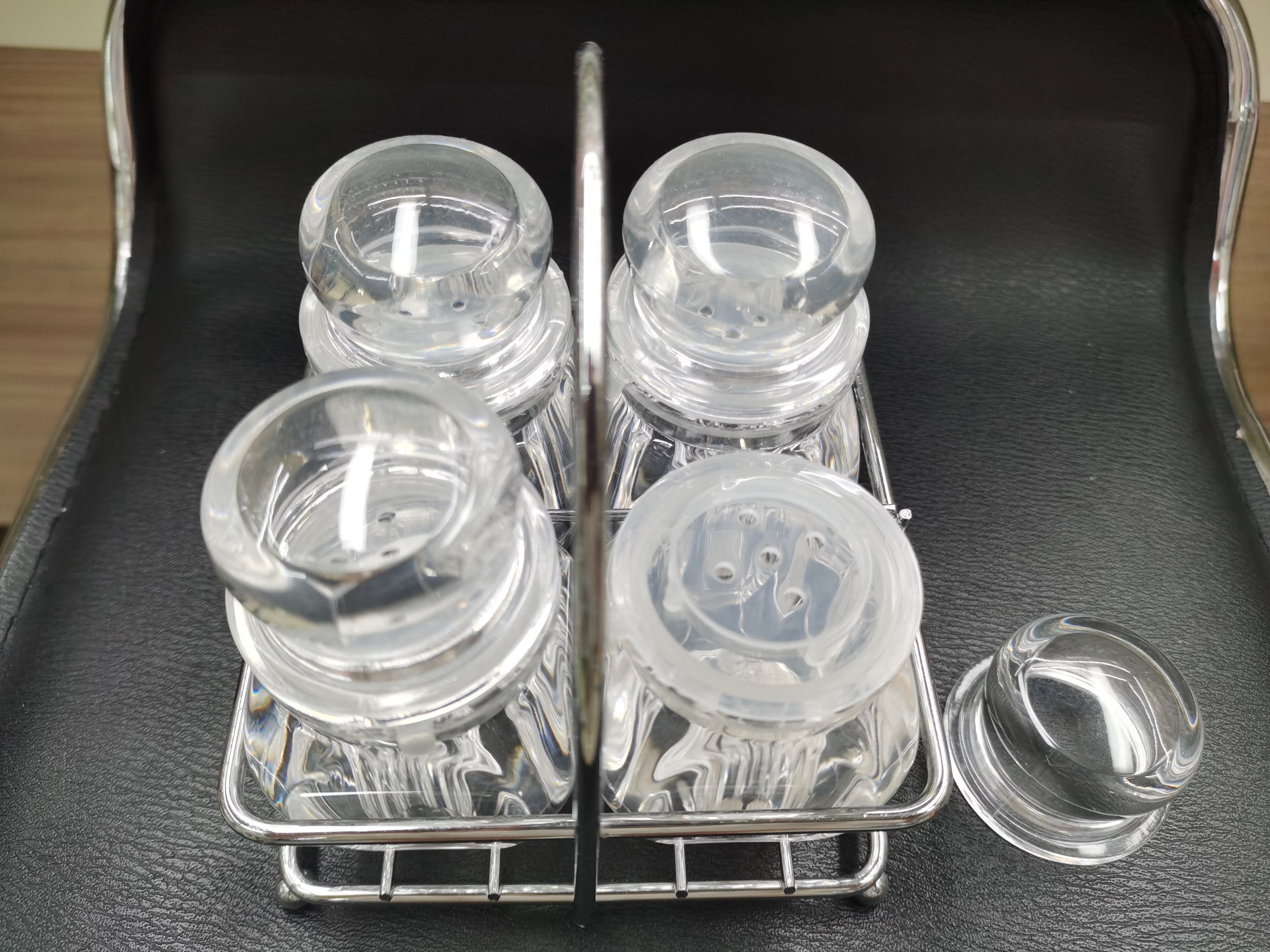 Acrylic set seasoning jars and bottles Specification image