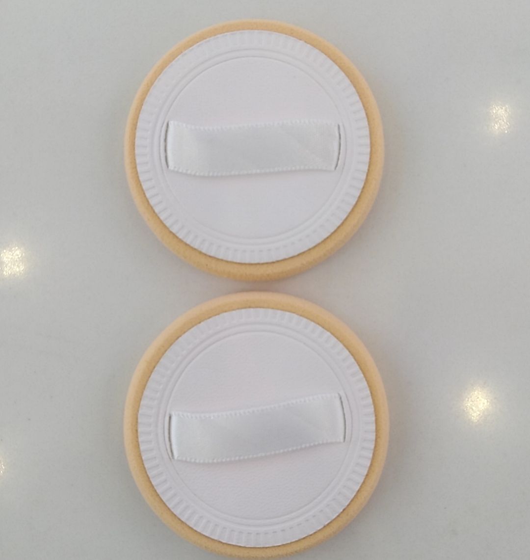 One side is leather and the other side is latex air cushion Specification image