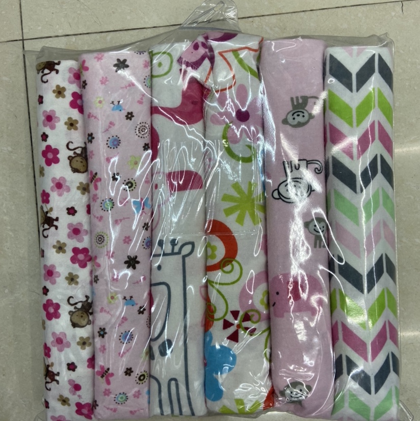 6条装法兰绒毯女图