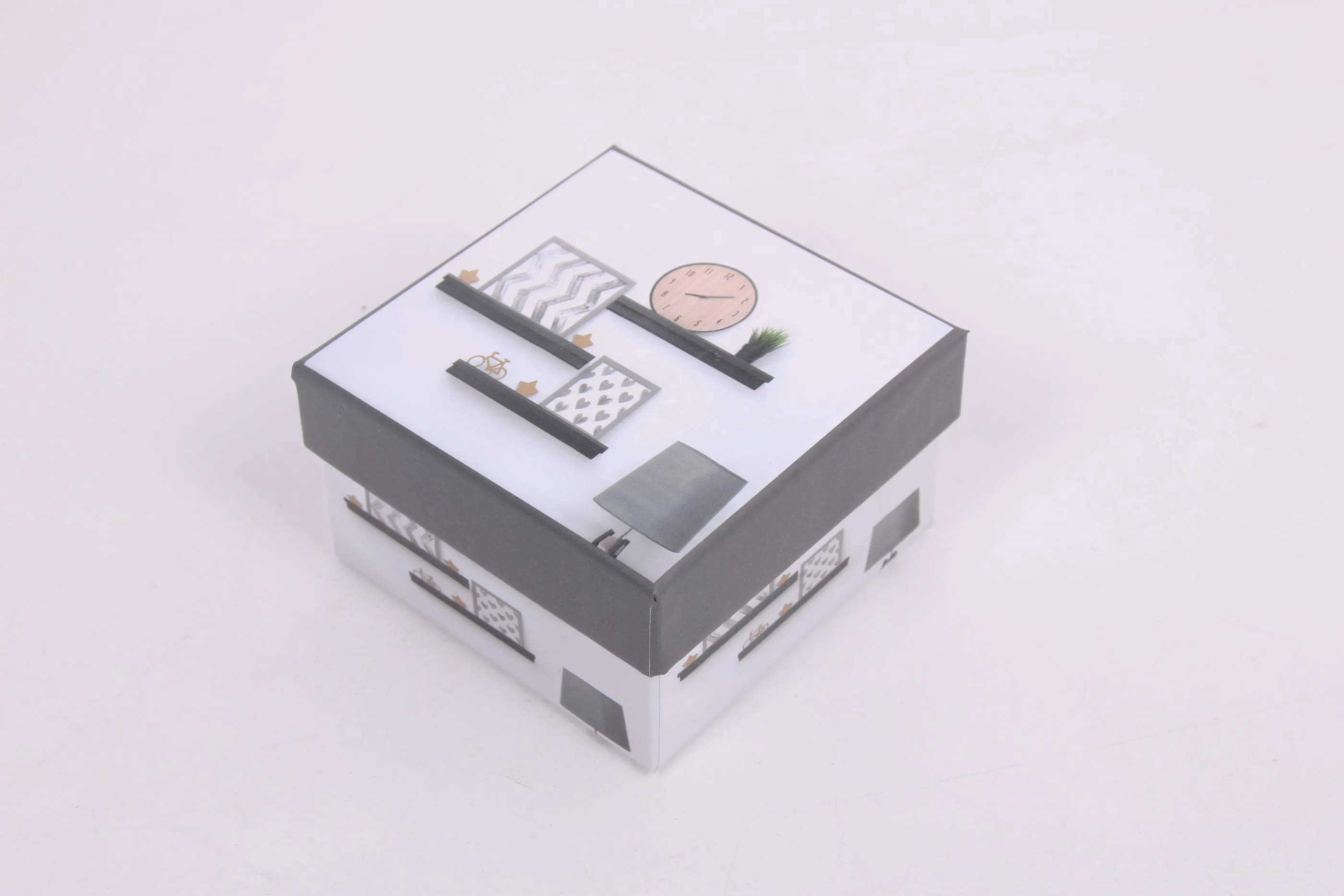 A single square gift box, accessory box, jewelry box, wedding candy box and flower box detail image 2