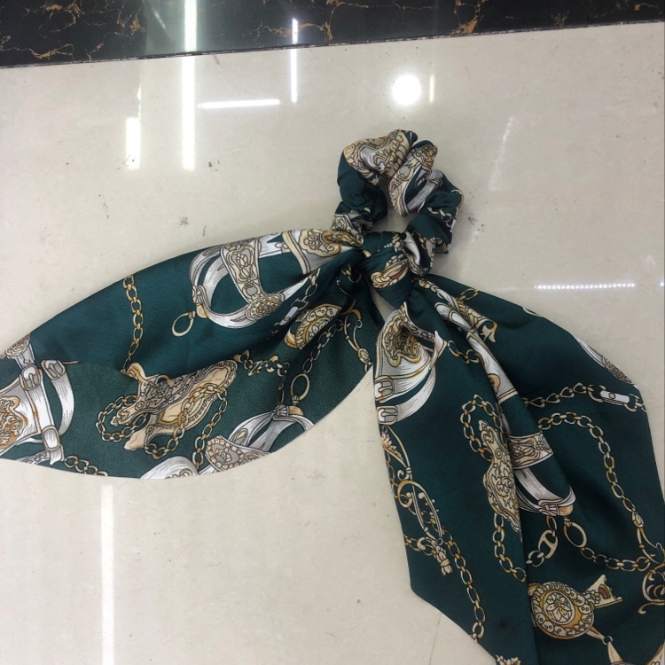 Satin chain print large butterfly knot large intestine ring Hong Kong Chen Jewelry 1
