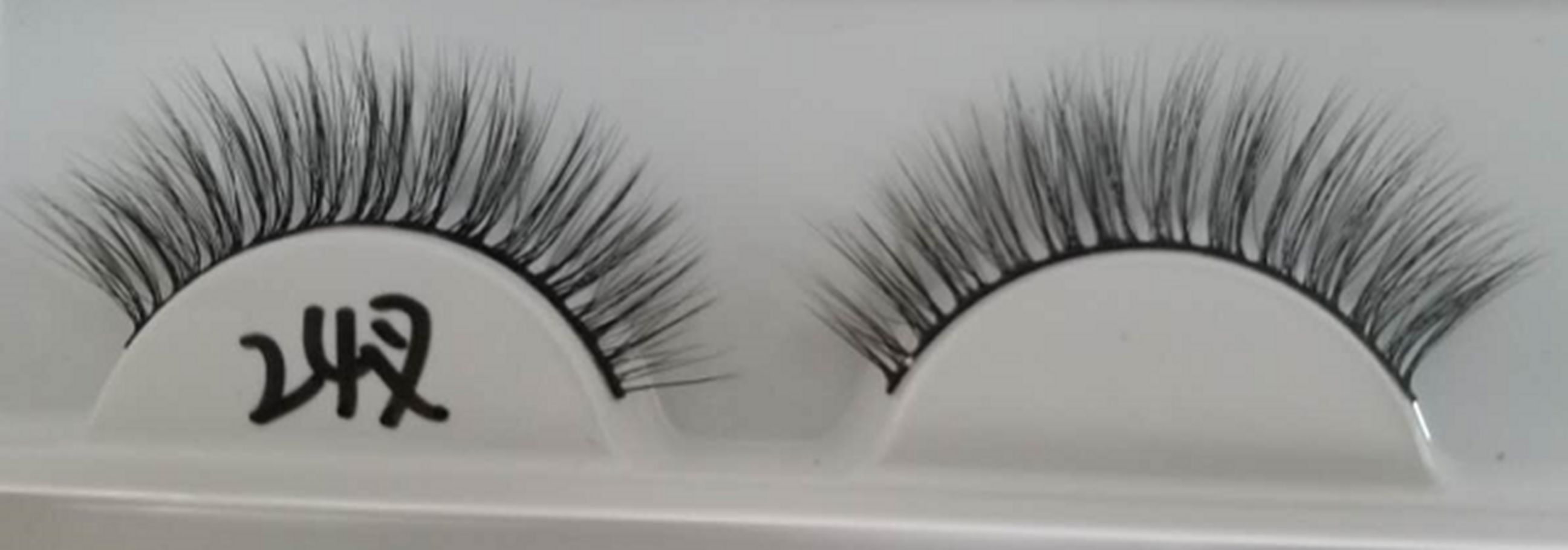 Yiwu Selection a pair of false eyelashes C018/30264 full figure