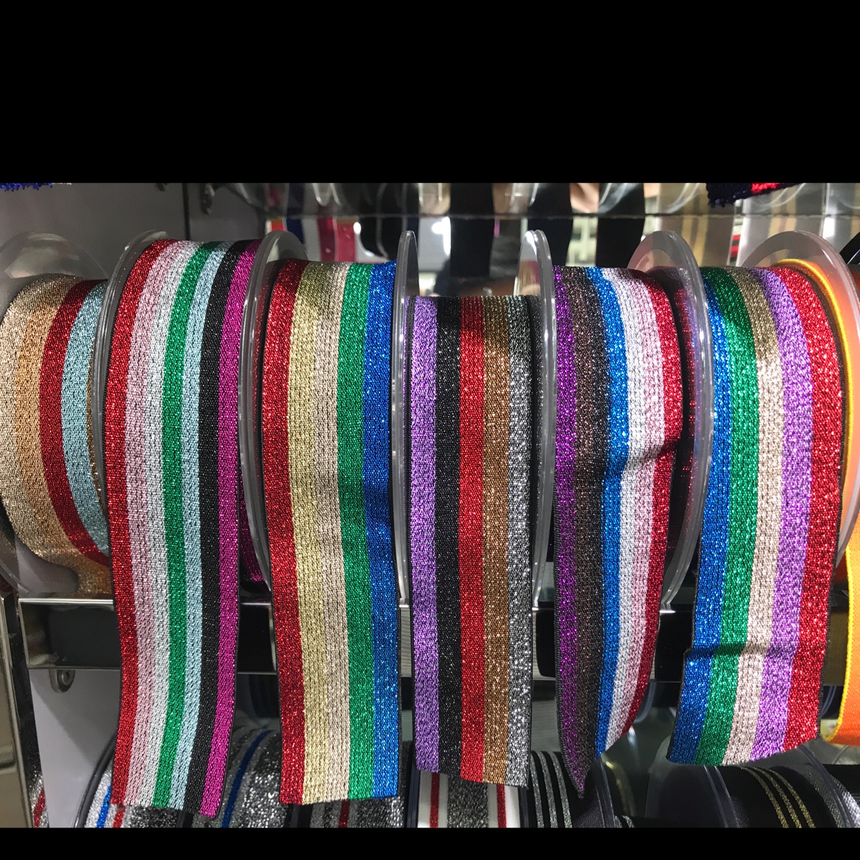 4.0 Gold And Silver Elastic Band Boutique