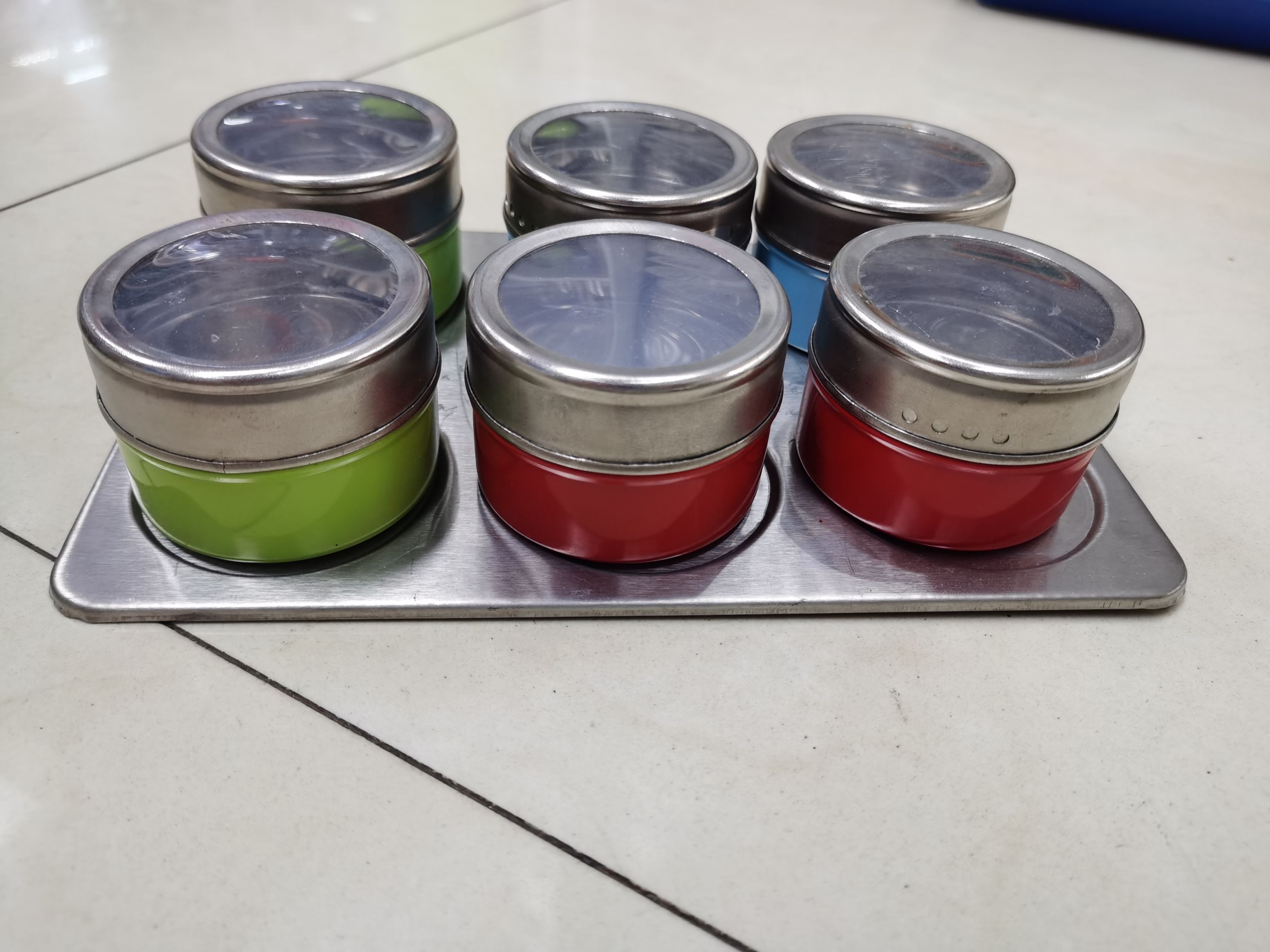 Stainless steel spice seasoning jar set with multiple styles Application Scenario