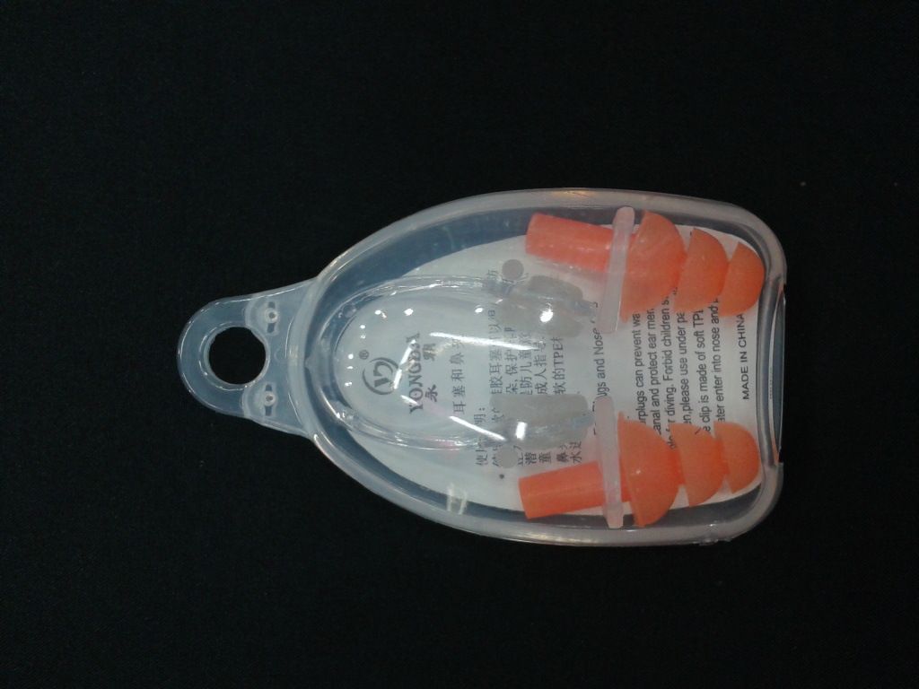 Manufacturers wholesale round box nose clip earplug set swimming accessories NC1 nose clip earplug orange thumbnail