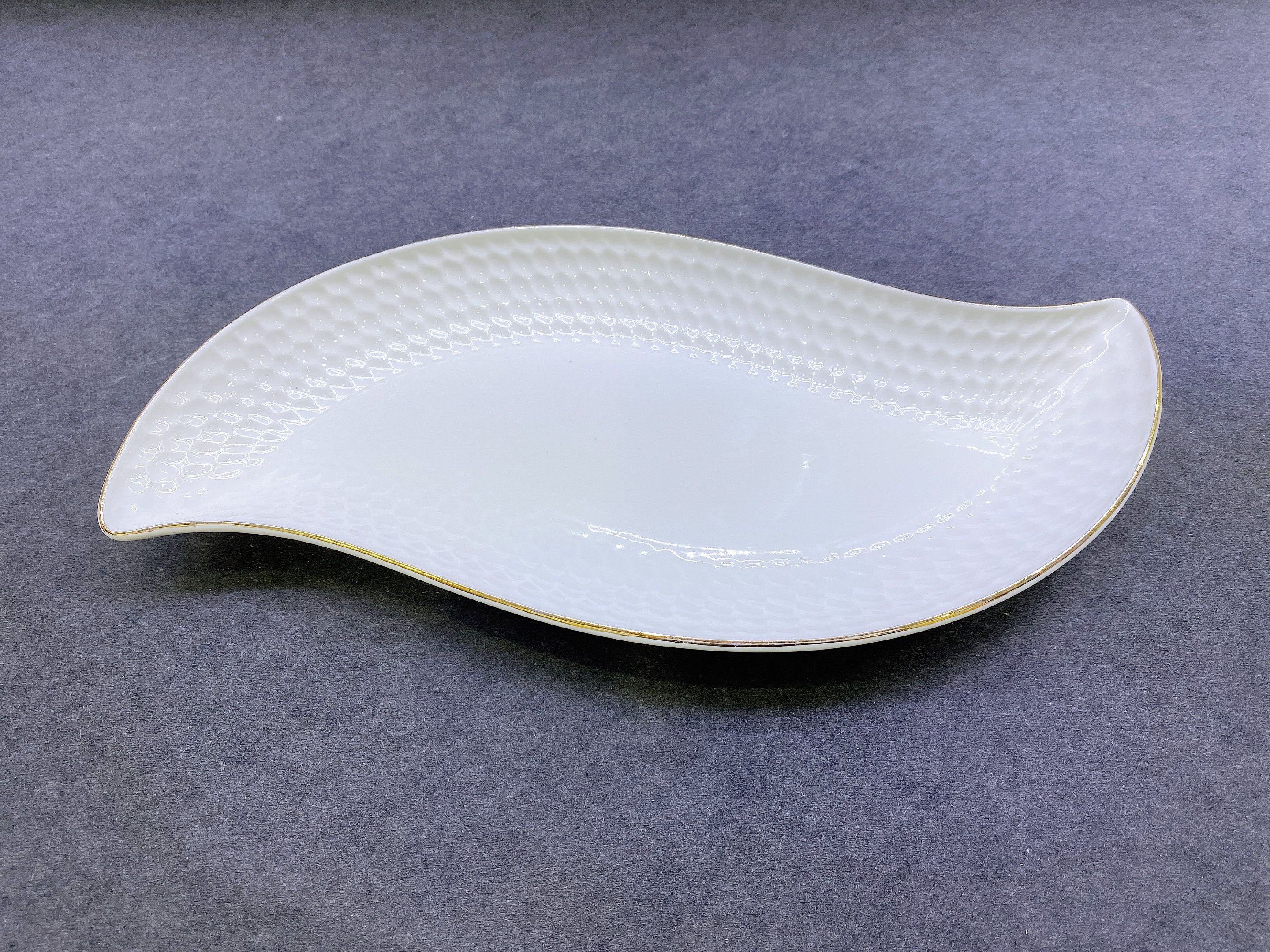 Foreign trade porcelain painted happy plate plate fruit plate