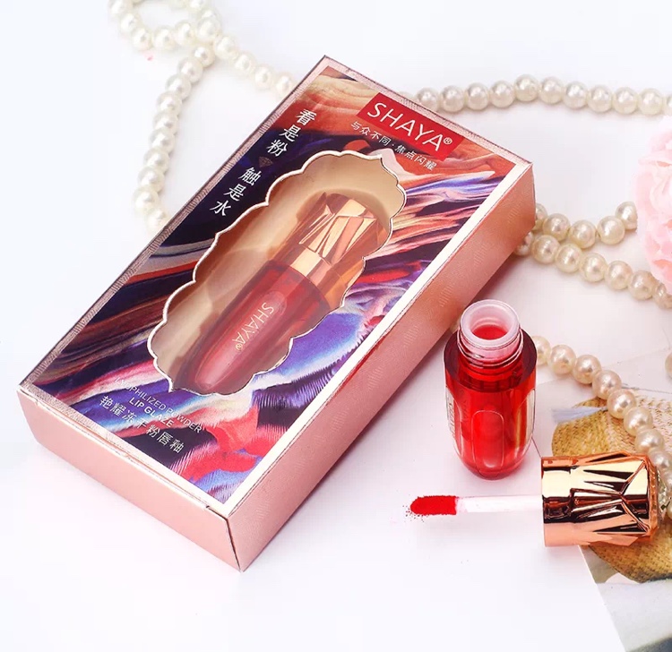 The popular "Yan Yao" freeze-dried powder lip gloss is matte, smooth, full, long-lasting, and does not fade or stick to cups. It's a lipstick for young girls