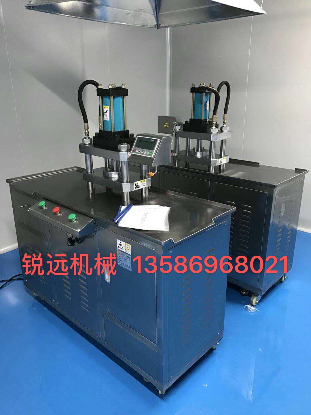 Semi-automatic powder press details Picture