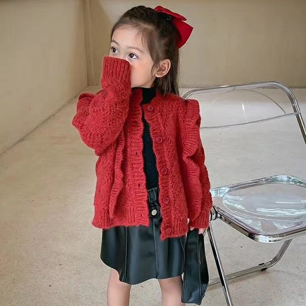 Comfortable foreign style sweater thumbnail
