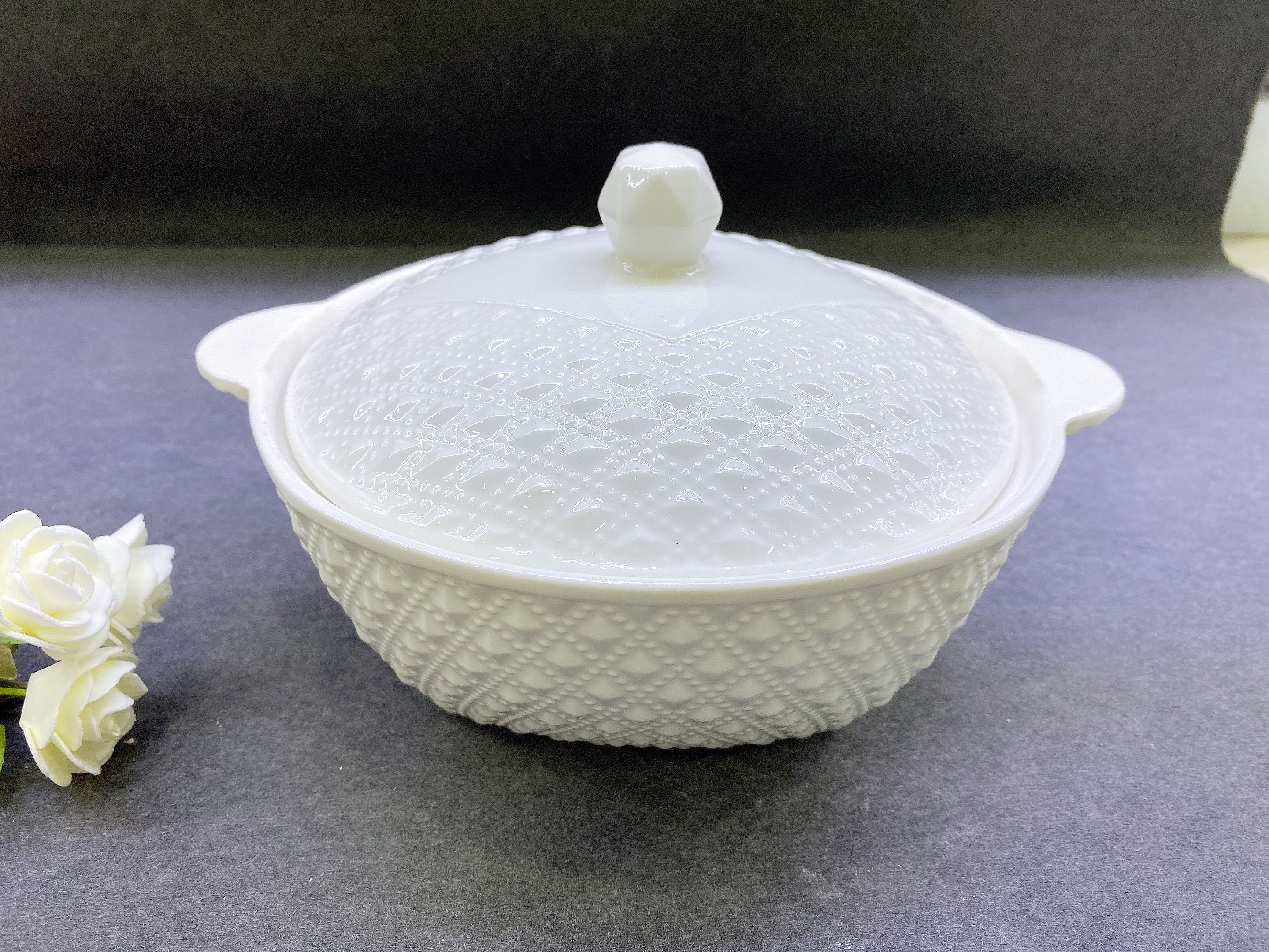 外贸白色陶瓷汤锅  盖碗