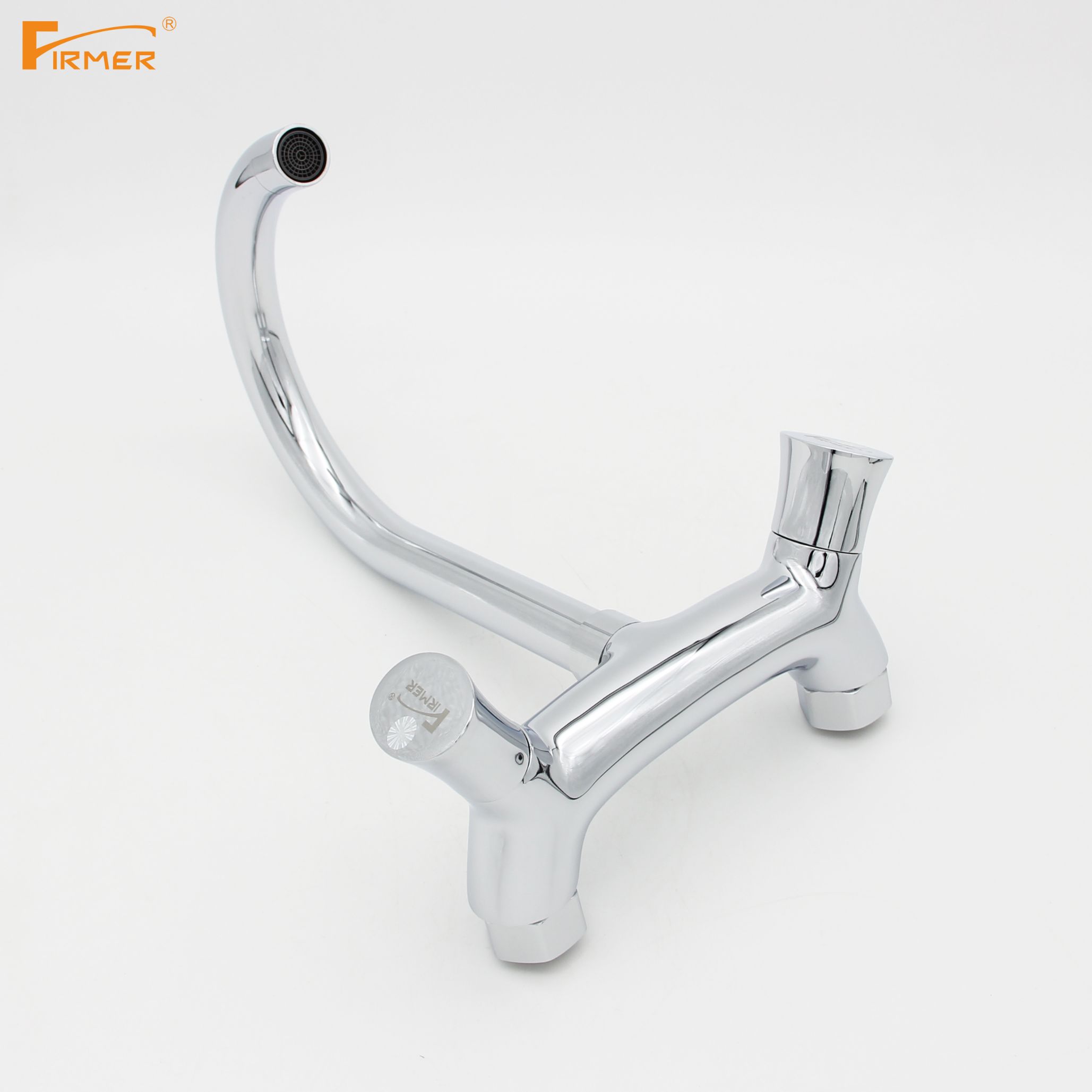 FIRMER copper built-in kitchen two-hand wheel faucet, sink, sink, hot and cold faucet Application Scenario