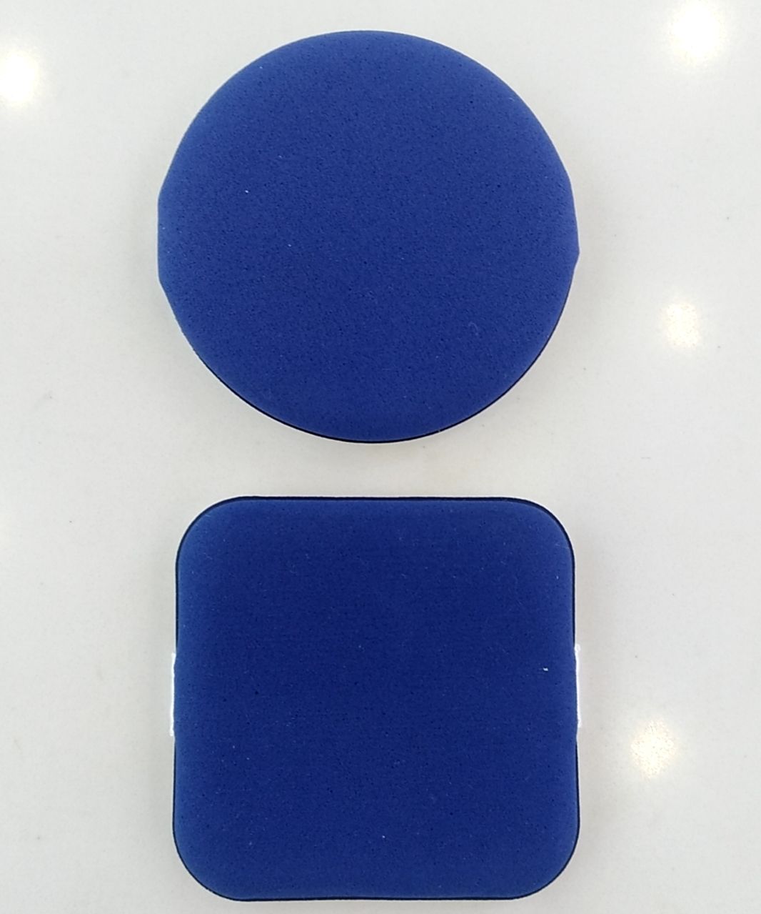 1 square 1 round colchão de aire azul y blanco
