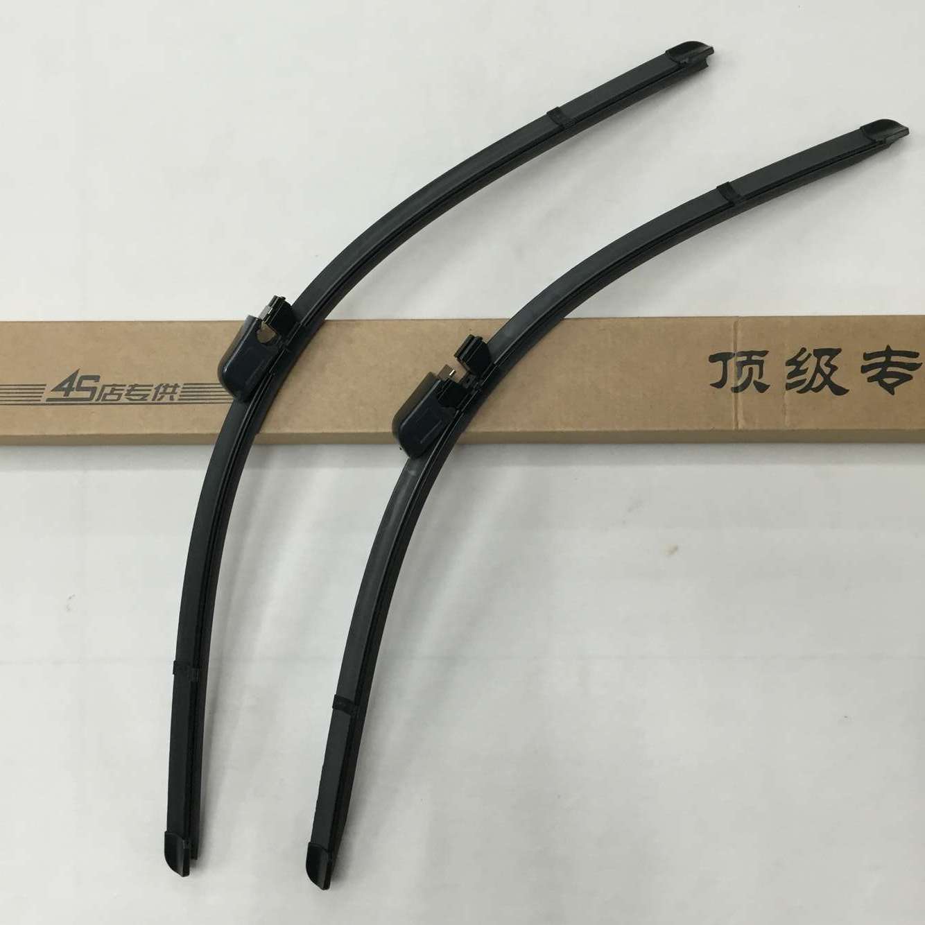 Bentley is a bentley manufacturer of boneless car wiper wiper wiper wiper original car accessories