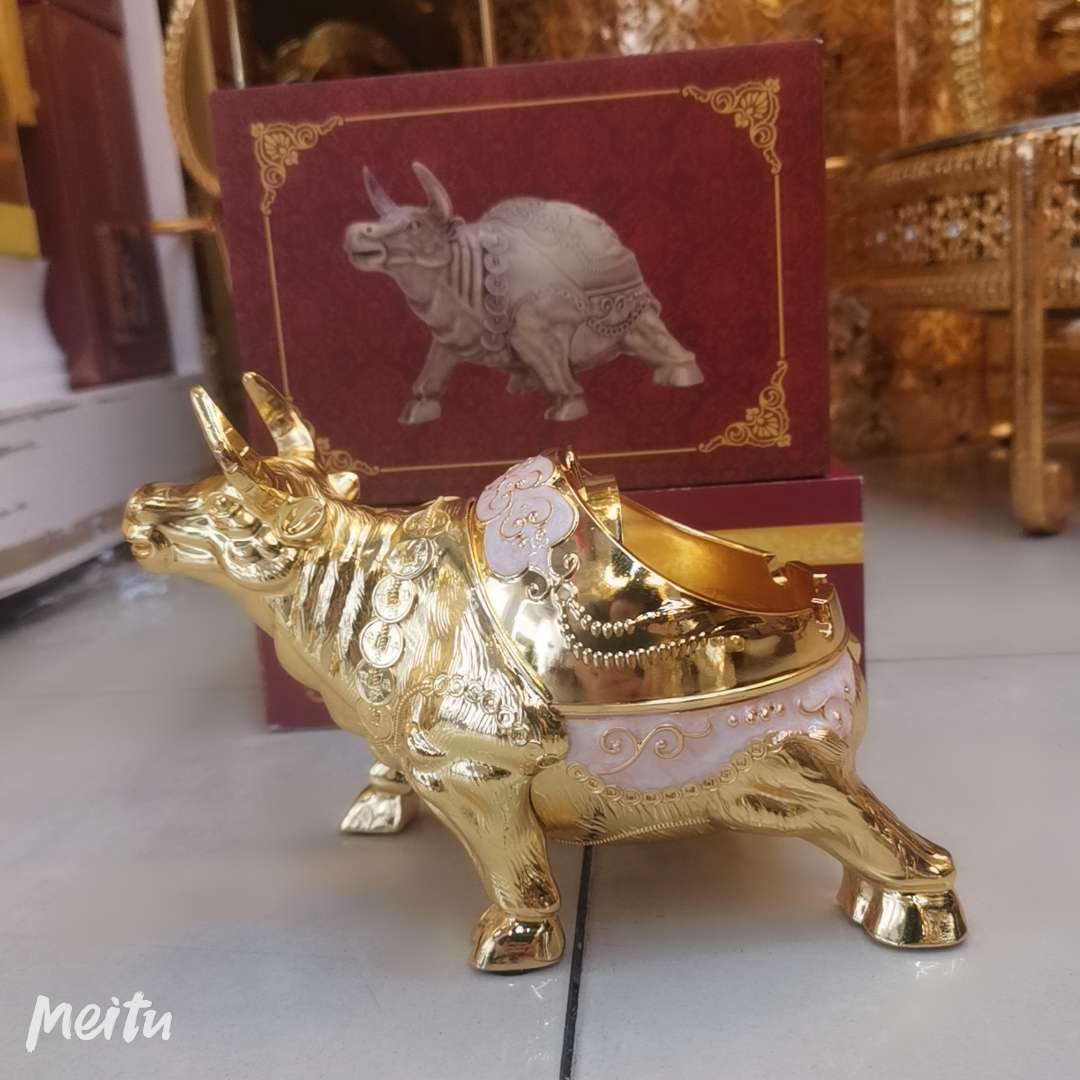 烟灰缸